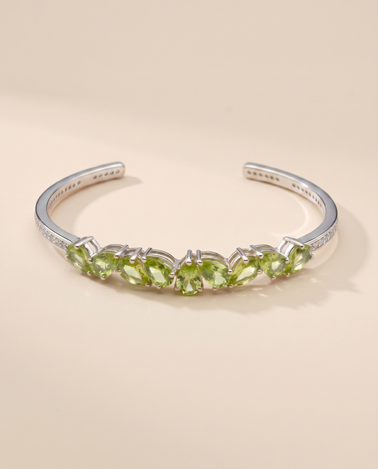 Floral Sparkles Peridot Bangle