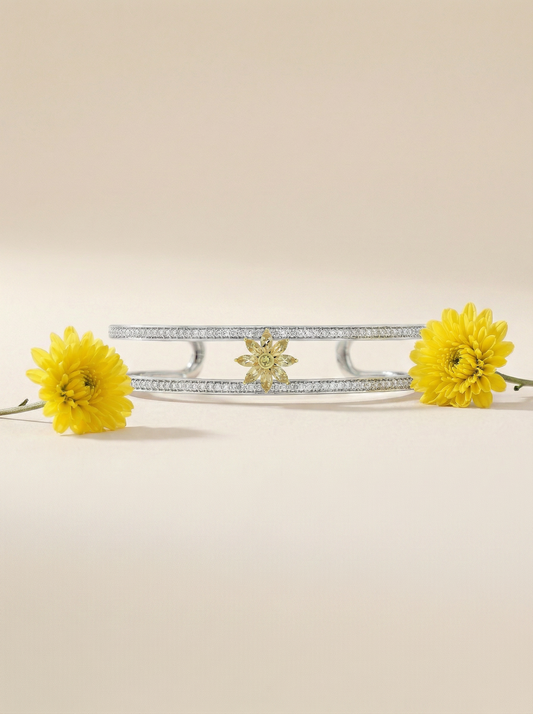 Chrysanthemum Signature diamond bracelet